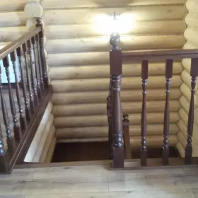 Лестница с подступенками: В деревянном доме